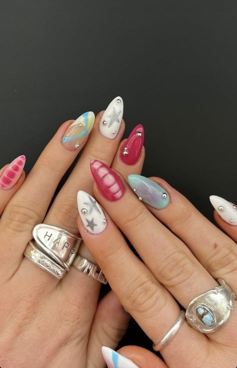 Nail Set Up At Home Ideas, Mix Matched Nails, Mixed Nail Designs, Miss Match Nails, Mismatch Nails, Mismatched Nails, Match Nails, Mix Match Nails, Girls Nail Designs