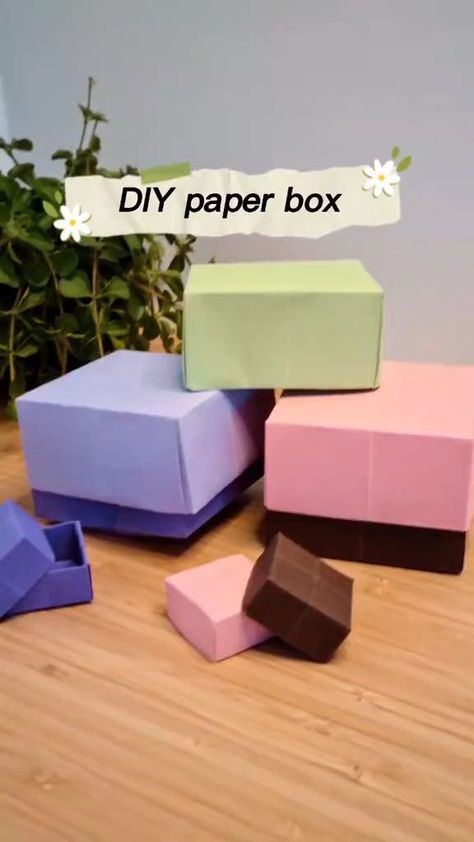 Diy Gift Box Template, Paper Box Diy, Book Crafts Diy, Paper Craft Videos, Instruções Origami, Diy Birthday Gifts For Friends, Diy Gift Set, Pinterest Diy Crafts, Easy Paper Crafts Diy