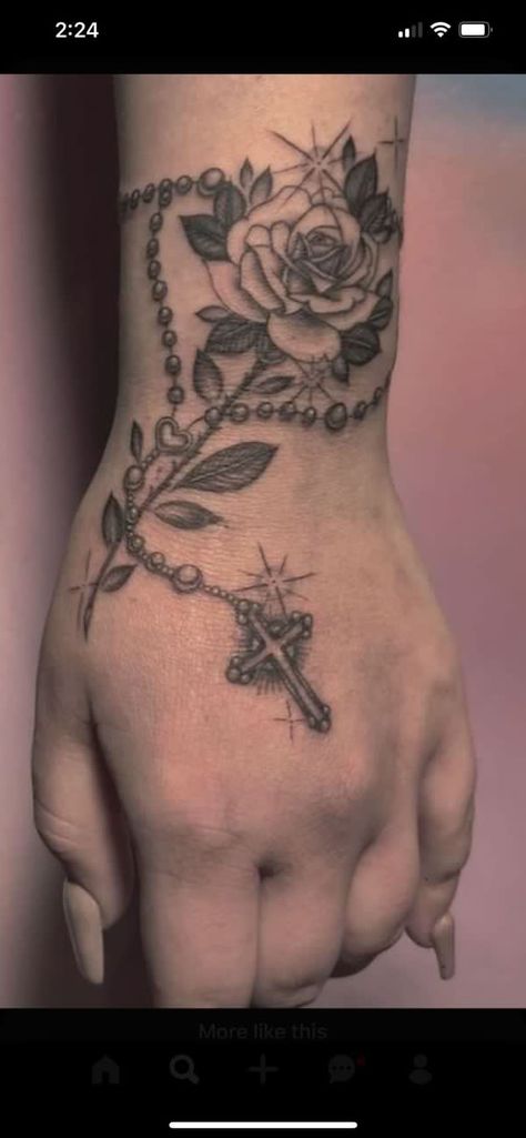 Hand Tattoo Rosary, Feminine Rosary Tattoo, Rose Mary Tattoo, Gothic Rosary Tattoo, Rosary Leg Tattoo, Rose And Rosary Tattoo Design, Rosery Tattoos Hand, La Virgencita Tattoo, Virgin Mary Rosary Tattoo