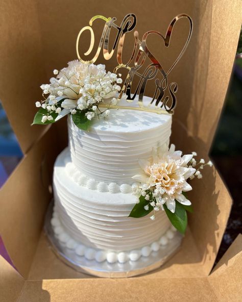 Wedding Cake Mini Cakes, Simple Wedding Cakes 2 Tier, Engagement Cake Designs Classy, 2tier Wedding Cake, Civil Wedding Cake, 2 Tier Wedding Cakes Simple Elegant, Simple 2 Tier Wedding Cake, Simple Wedding Cake 2 Tier, Simple Wedding Cake Designs