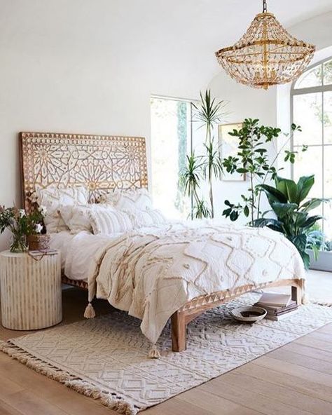 #chambreboheme #chambre #boho #bohemiandecor #bohobedroom #bohemianbedroom #greenhouse #chambrenature #déco #décorationintérieure #durevedanslesetoiles Design Ložnic, Dekorasi Kamar Tidur, Mediterranean Decor, In The Corner, Chic Bedroom, Boho Bedroom, Minimalist Bedroom, Cheap Home Decor, My New Room