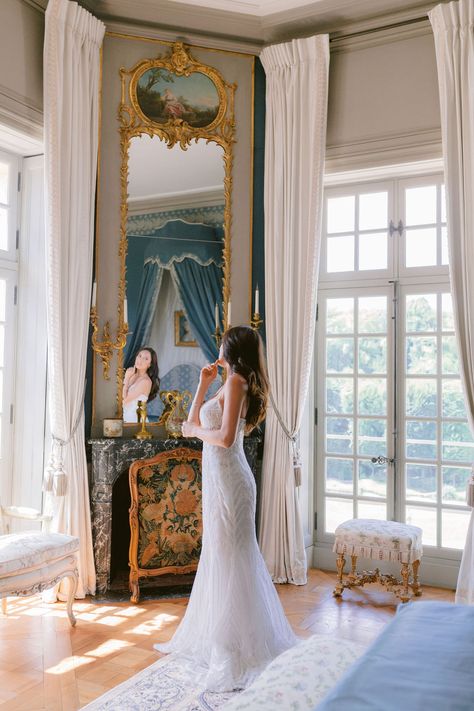 Chateau De Villette Wedding, Chateau Wedding France, Wedding Bedroom, Royal Room, French Chateau Wedding, Chateau Wedding, France Wedding, French Chateau, Bridal Suite