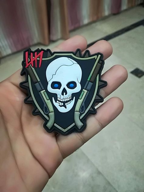 Click the link to find out how to make these PVC patches! Background For Gaming, Racecar Jacket, Special Forces Patch, Sticker Keychain, Soldier Of Fortune, Comic Background, Injection Machine, Morale Boosters, Rubber Slippers