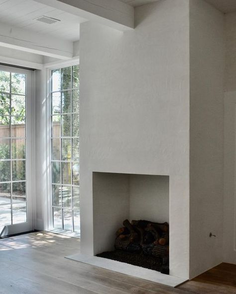 Lime Wash Fireplace, Plastered Fireplace, Limewash Fireplace, Plaster Fireplace, Lime Plaster, Lime Wash, Kitchen Fireplace, Home Fireplace, Mountain House