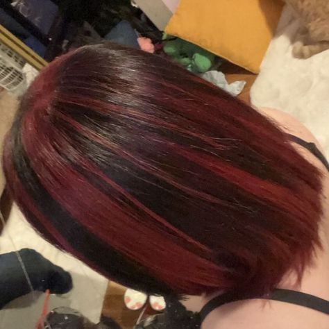 Dark Red Skunk Hair, Wine Red Hair Highlights, Red Streaks In Hair, Red Highlights On Dark Hair Short, Highlight Red Hair, Red Streaks Hair, Red Streaks In Black Hair, Chunky Red Highlights On Dark Hair, Hair Dies Ideas