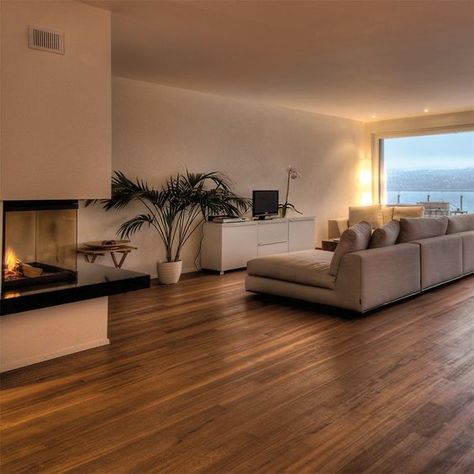 Wooden Floors Living Room, Large Living Room Layout, Chic Bedrooms, Wood Floor Design, Floor Remodel, Brown Living Room, Home Design Living Room, Amazing Home, Floor Colors