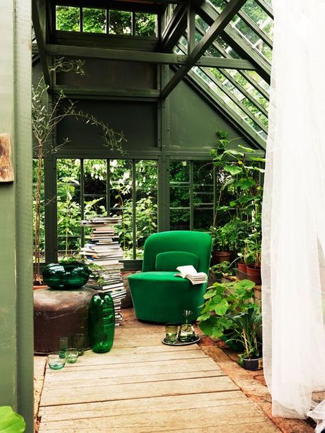 garden house Green Furniture, Green Room, Green Interiors, Green Chair, Green Rooms, Interior Photography, Telephone Number, Ancient Chinese, Winter Garden