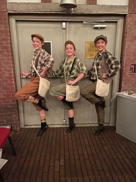 Newsies Newspaper Prop, Newsies Musical Costumes, Drama Play Aesthetic, Newsies Jr Costumes, Annie Musical Costumes, Newsies Aesthetic, Broadway Musicals Costumes, Newsies Jr, Newsies Musical