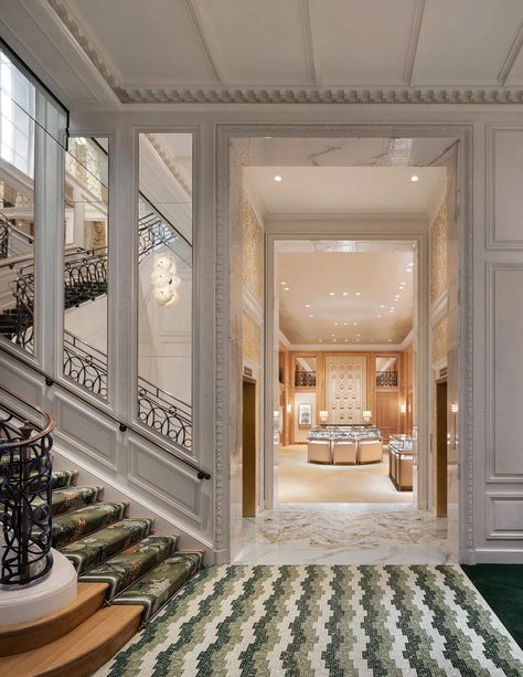 Cartier’s New York City Mansion Undergoes a Dazzling Transformation | Architectural Digest Mansion New York, Glass Light Fixture, Private Dining Room, Store Window, Plaster Walls, Coffered Ceiling, Private Dining, City House, Architectural Digest