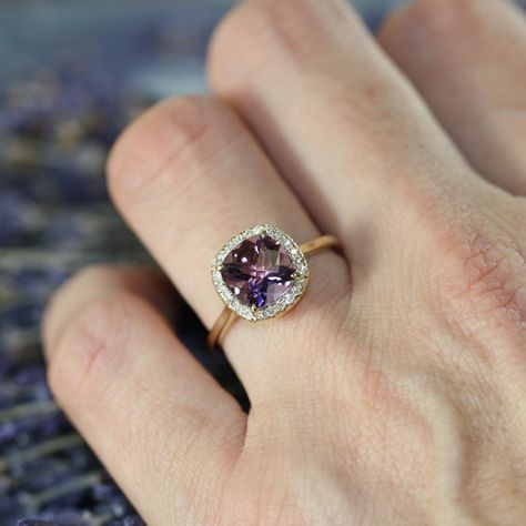 Amethyst Rings, Amethyst Engagement Ring, Amethyst Ring Engagement, Cool Wedding Rings, Ring Purple, Purple Diamond, Wedding Rings Rose Gold, Gold Halo, Wedding Rings Unique