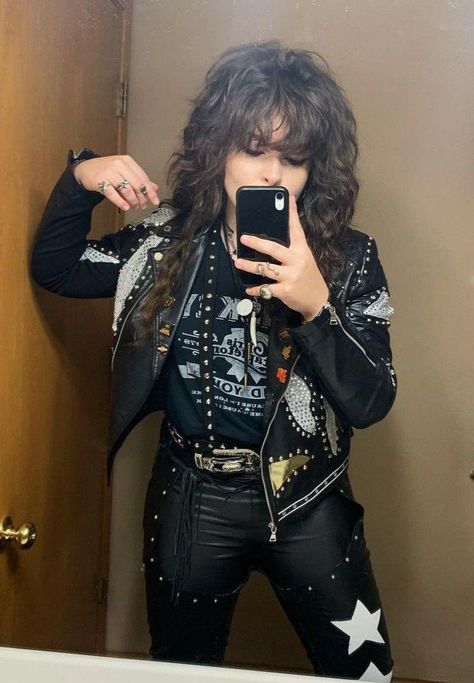 80s Metal Hairstyles, Rock Star Accessories, 80s Hair Metal Fashion Women, 70s Metalhead Fashion, 1980 Rock Fashion, 80s Hair Metal Outfits, 80s Female Rock Fashion, Metal Rock Aesthetic Outfit, Glam Rock Hairstyles Men