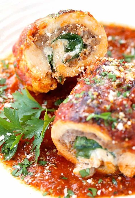 Sausage Stuffed Chicken Rollatini - Mantitlement Stuffed Rolled Chicken, Stuffed Chicken Breast Recipes, Chicken Rollatini, Rolled Chicken Breast, Recipes Cheese, Chicken Fried Rice Recipe, Stuffed Chicken Breast, Yummy Chicken, Chicken Rolls