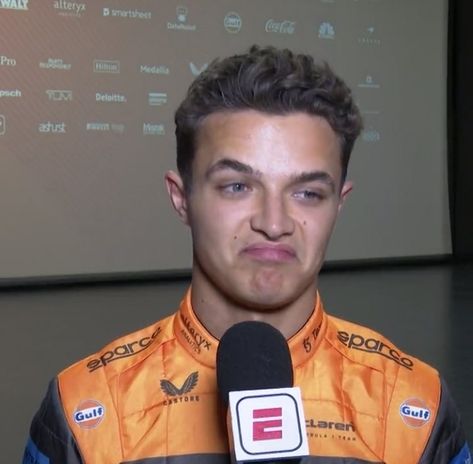 Lando Norris Funny, Funny F1 Pics, F1 Cursed, Formula 1 Funny, F1 Reaction Pics, Stickers F1, F1 Lando Norris, F1 Stickers, F1 Funny