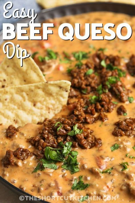 Cheese Dip Queso, Simple Taco Dip, Beef Queso Dip, Queso Dip Velveeta, Queso Dip Crockpot, Recipes With Velveeta Cheese, Blended Coffee Recipes, Velveeta Recipes, Queso Dip Recipe