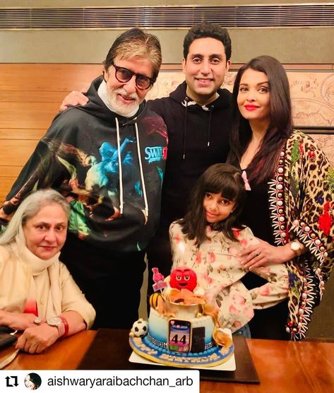 Abhishek Bachchan's birthday bash! @bachchan #abhishekbachchan #abhishek #bachchan #actor #bollywood #celeb... Bollywood Theme Party Outfit For Women, Aishwarya Abhishek, Bollywood Theme Party Outfit, Bachchan Family, Aaradhya Bachchan, ऐश्वर्या राय, Abhishek Bachchan, Bollywood Theme, Indian Fashion Trends