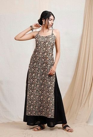 Long Straight Kurti Designs, Gamthi Kurti Designs, Kalamkari Dresses Kurti, Straight Cut Kurti Designs, Kalamkari Kurta Designs, Kalamkari Kurti, Straight Kurti Designs, Kalamkari Kurta, Kurti Styles