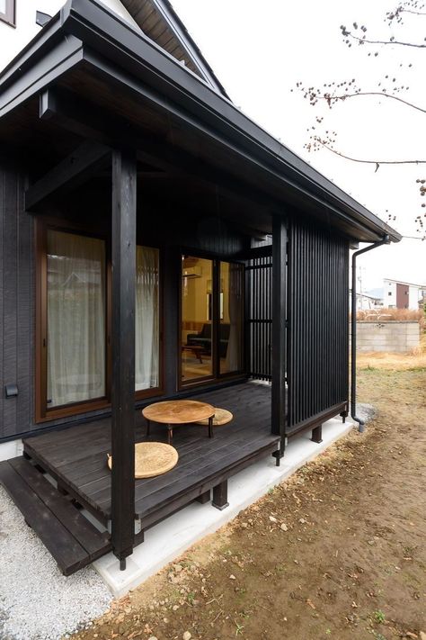 Japan Tiny House, Tiny House Design Interior, Japanese Zen Interior, Japanese Small House, Old Japanese House, Small Dream Homes, House Design Interior, Asian Inspired Decor, Zen House