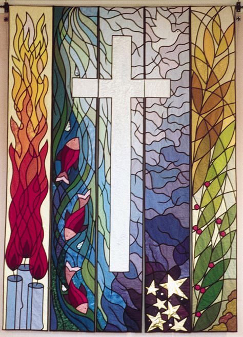 church banners - Google Search Banner Patterns, Patterns For Sewing, Church Banners Designs, Church Banner, Worship Art, Stained Glass Quilt, Cross Quilt, Church Banners, Fire Water