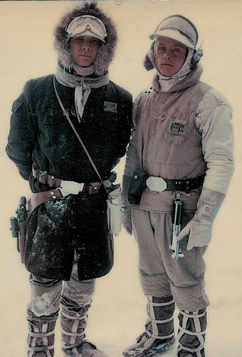 Combat gear Alec Guinness, Star Wars Trilogy, Empire Strikes Back, Star Wars Empire, Star Wars Film, Mark Hamill, Han Solo, The Empire Strikes Back, Star Wars Pictures