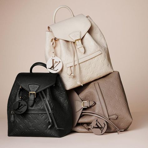 Louis Vuitton Official’s Instagram post: “Understated by design. Three classic shades of Monogram Empreinte leather bring further sophistication to #LouisVuitton's Montsouris…” Montsouris Backpack Outfit, Montsouris Backpack, Tas Lv, Lv Backpack, Pochette Louis Vuitton, Louis Vuitton Official, Clothes Horse, Designer Backpacks, Vuitton Bag