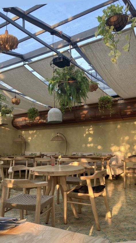 Cafe Interior Decoration, Aesthetic Cafe Design Interior, Cafe Inside Aesthetic, Garden Cafe Aesthetic, Aesthetic Indian Restaurant, Flower And Cafe Shop, Outside Cafe Aesthetic, Cafe Aesthetic Indian, Industrial Cafe Aesthetic