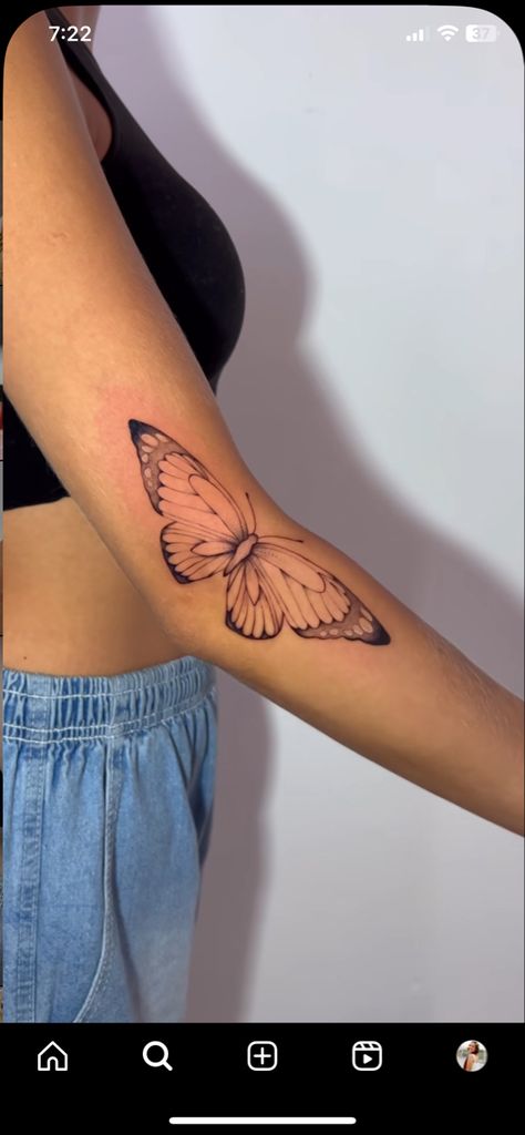 Elbow Flower Tattoos, Arm Women Tattoo, Butterfly Elbow Tattoo, Arm Women, Flower Tattoos For Women, Elbow Tattoo, Elbow Tattoos, Tattoo Inspo, Arm Sleeve