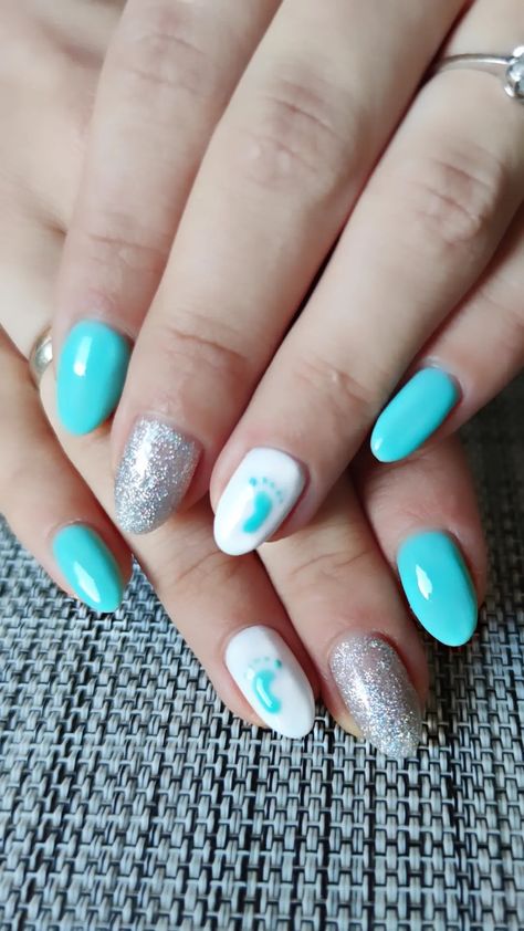 Blue nails, baby nail design, foot on nail Baby Shower Nails For Boys, Nails Baby Shower Boy, Baby Boy Nails Designs Blue, Boy Mom Nails, Nails For Baby Shower Boy, Baby Boy Shower Nails, Boy Baby Shower Nail Ideas, Baby Boy Nails Designs, Baby Boy Nail Ideas