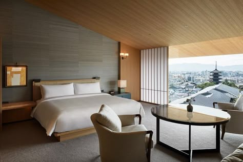 Park Hyatt Kyoto, Guestroom Design, Sea Houses, Hotel Guestroom, Japan Honeymoon, Japanese Hotel, Interior Hotel, Wooden Bedroom Furniture, Tatami Room