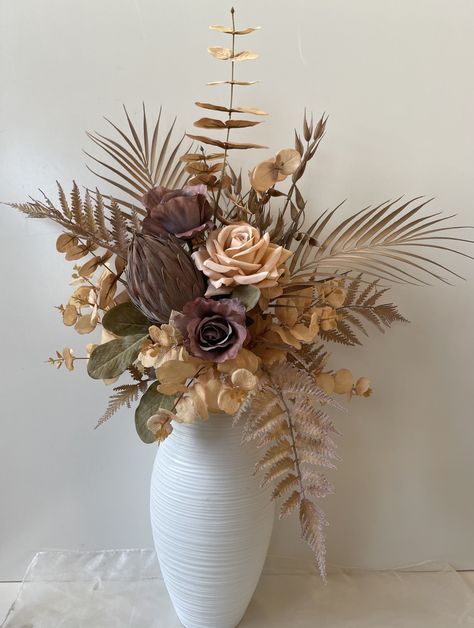 Dried Flowers Ideas Decor Vase, Dried Flower Arrangements Vase, Large Floral Centerpieces, Faux Flowers Decor, Diy Dried Flower Arrangement, Farmhouse Fireplace Decor, Floor Vase Decor, Stylish Room Decor, Orchid Flower Arrangements