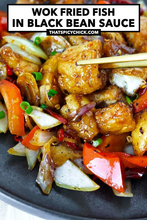 Chinese Fish Fillet Recipe, Easy Spicy Recipes, Fried Fish Fillet Recipe, Chinese Fish Recipe, Stir Fry Fish, Spicy Sriracha Chicken, Fish Fillet Recipe, Wok Recipes, Bean Sauce