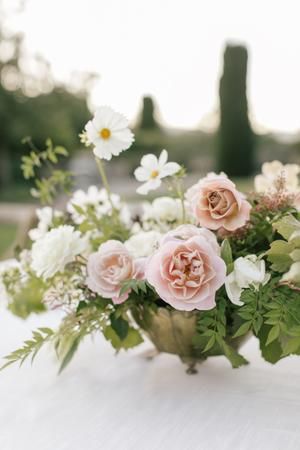 Wedding Bustle, Filoli Gardens, Blush Centerpiece, Air Garden, Blush Wedding Flowers, Chalkboard Wedding, Gardens Wedding, Venue Decor, Bouquet Arrangements