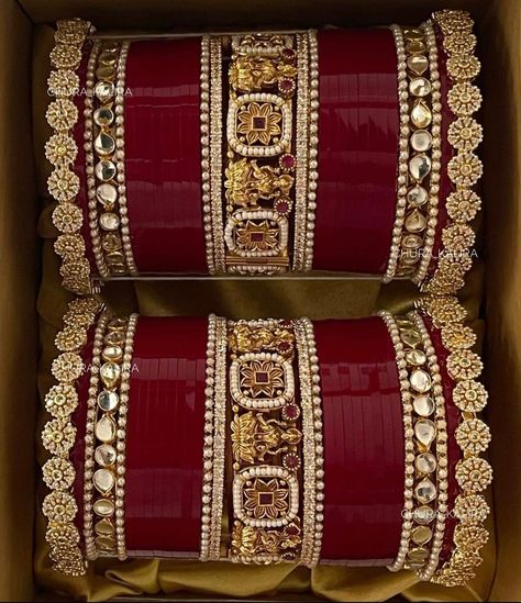 Bride Bangles Indian Bridal Red, Wedding Chooda Bridal, Bride Bangles Indian Bridal, Bridal Chura Latest Punjabi, Indian Bride Bangles, Chura Designs Bridal, Latest Chura Designs Bridal, Latest Chooda Designs Brides, Chooda Designs Brides