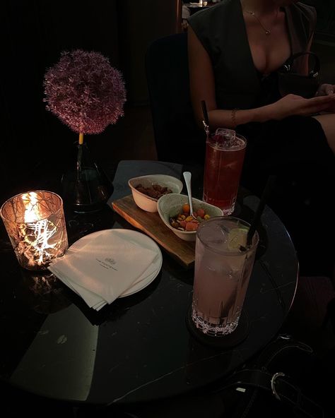 aesthetic drinks, date night Date Aesthetic Night, Drinks Date Night, Night Girlfriend, Drinks Date, Aesthetic Drinks, Pepper Potts, Candlelit Dinner, Long Distance Love, Night Pictures