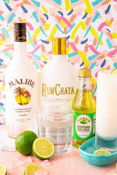 This RumChata Malibu Lime and Soda Cocktail is a simple 4-ingredient drink that's insanely tasty and perfect for summer! With a blend of coconut and lime that's both sweet and refreshing and goes down easy! Rum Drinks Easy, Rumchata Drinks, Sparkling Water Drinks, Malibu Rum Drinks, Rumchata Recipes, Malibu Cocktails, Coconut Liqueur, Malibu Drinks, Lime Drinks