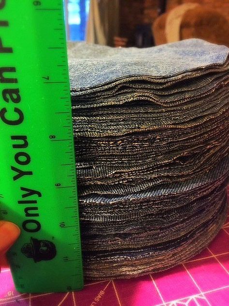 Denim Circles Stack Denim Circle Quilt, Jean Quilts, Denim Rag Quilt, Denim Quilt Patterns, Blue Jean Quilts, Rag Quilt Patterns, Charity Quilts, Jean Quilt, I Spy Quilt