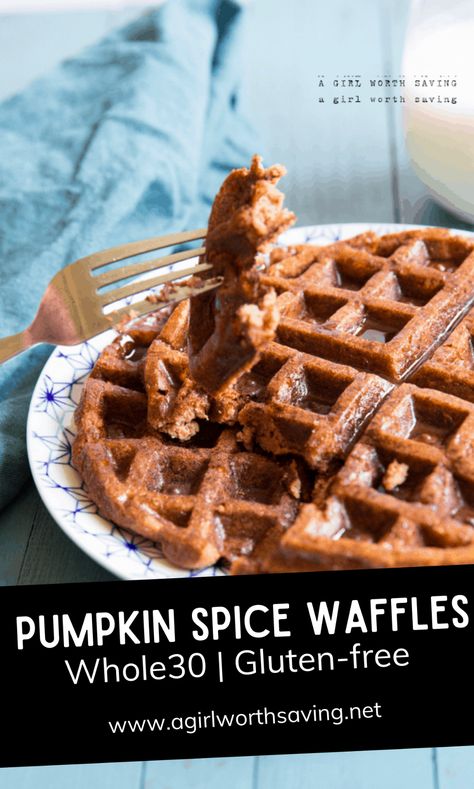 600 Calorie Meals, Best Waffle Recipe, Pumpkin Spice Waffles, Soft Cake, Protein Waffles, Pumpkin Waffles, Waffle Toppings, Waffles Maker, Whole30 Recipes