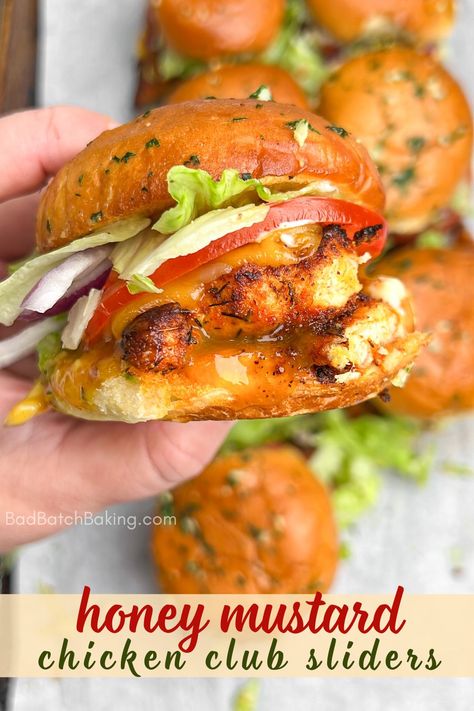 Honey Mustard BLT Chicken Sliders Grilled Chicken Sliders Recipes, Chicken Slider Sandwiches, Chicken Thigh Sliders Recipes, Honey Mustard Dinner Recipe, Grill Lunch Ideas, Honey Mustard Chicken Blt Sliders, Marry Me Chicken Sliders, Blackened Chicken Sliders, Chicken Thigh Sliders