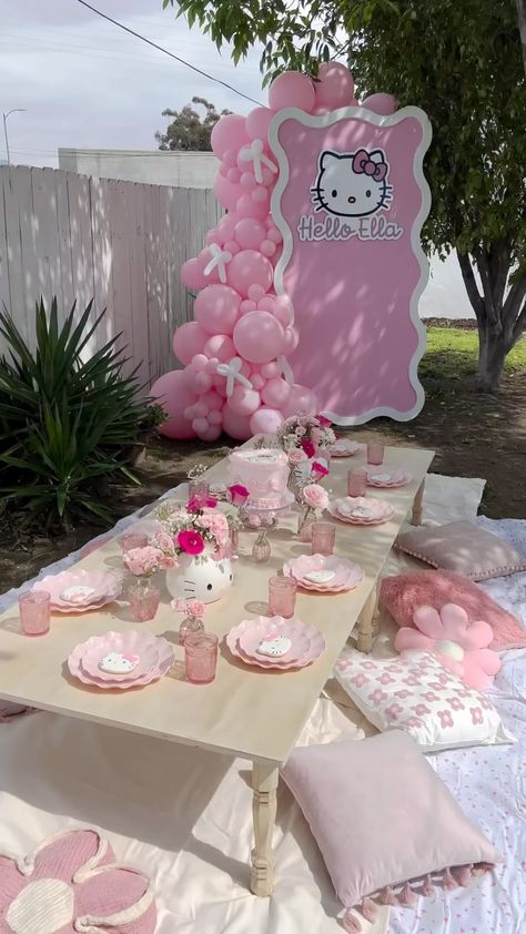 Instagram Hello Kitty Bday Party, 12 Year Birthday Party Ideas, Hello Kitty Baby Shower Ideas, Hello Kitty Themed Birthday Party, Coquette Birthday Party, Hello Kitty Baby Shower, Coquette Birthday, Outdoor Birthday Party, Pink Treats