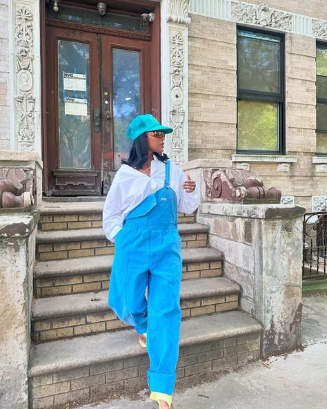 I had to give these vintage overalls a go 🌪️ | Instagram Overalls Outfit Women, 90s Overalls Outfit, 90s Overalls, 90s Outfits, Vintage Overalls, Overalls Outfit, Outfit Women, Overalls, My Style