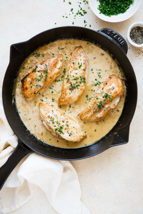 Creamy Tarragon Chicken - with step-by-step photos Chicken Supreme Recipe, Tarragon Chicken Recipe, Chicken Tarragon, Chicken Supreme, Tarragon Chicken, Traditional French Recipes, French Dishes, Best Chicken Recipes, Cast Iron Skillet