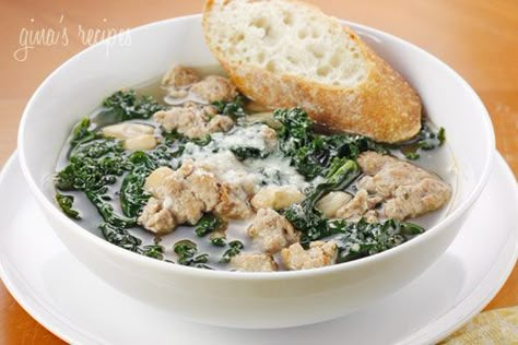 Turkey Sausage, Kale and White Bean Soup | Skinnytaste. Phase 2 friendly. Phase 1, skip beans. Kale And White Bean Soup, Kale And White Bean, Sausage And Kale Soup, Sausage Kale, Kale Soup, Skinnytaste Recipes, White Bean Soup, Think Food, Turkey Sausage