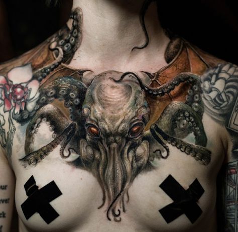 Cthulhu Tattoo, Monster Tattoo, Tattoo Chest, Seshomaru Y Rin, Girl Back Tattoos, Kunst Tattoos, Chest Tattoos For Women, Chest Piece Tattoos, Back Tattoos