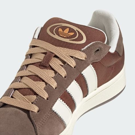 Campus 00s Shoes, 00s Shoes, Adidas Campus Shoes, Campus Shoes, Brown Adidas, Campus Adidas, 00s Aesthetic, Engagement Photo Outfits Fall, Adidas Campus 00s