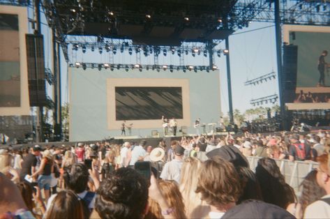 Concert crowd festival Festival Film Photography, Concert Film Photography, Coachella Photography, Music Festival Aesthetic, Orange Rabbit, 60s Films, Coachella Concert, Before Trilogy, 90s Films