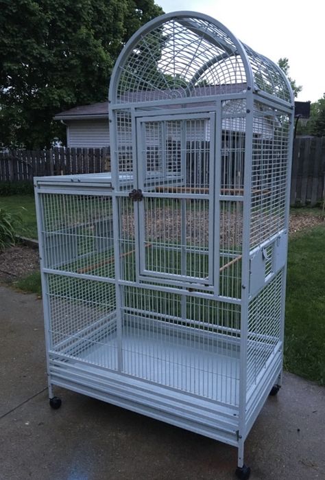 Big Bird Cage Ideas, Big Bird Cage, Indoor Rabbit Cage, Large Bird Cages, Indoor Rabbit, Streamer Dr, Easy Hacks, Rabbit Cage, Wild Bird Food