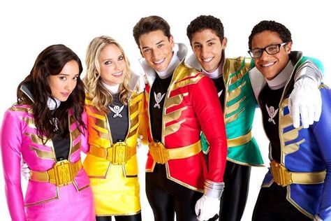 Power Rangers Super MegaForce Power Rangers Cast, Heavy Metal Movie, Super Megaforce, Power Rangers Comic, Power Rangers Super Megaforce, Power Rangers Ninja Storm, Power Rangers Megazord, Power Rangers Megaforce, Pink Power Rangers