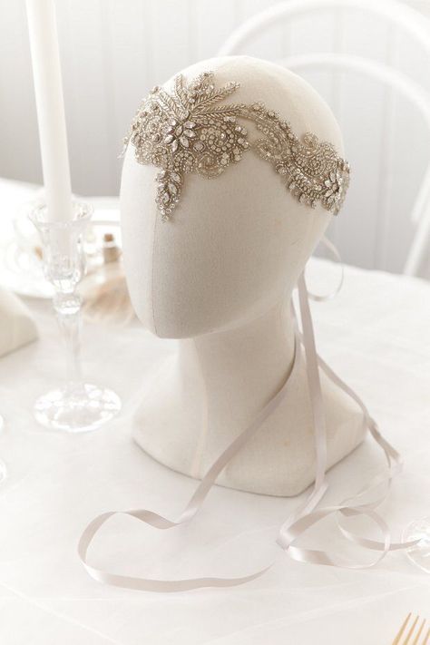 Gatsby Bride Hairstyles, Gatsby Bride, Brides Accessories, Art Deco Bride, Look Gatsby, Art Deco Headpiece, Jewelled Headpiece, Fairy Headpiece, Glam Bride