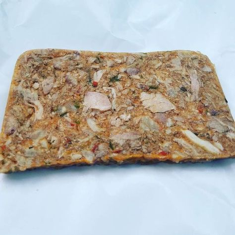 Louisiana Hog's Head Cheese - Gastro Obscura Souse Meat Recipe, Baby Ribs Recipe, Hog Head Cheese Recipe, Souse Meat, Hog's Head Cheese, Moldy Food, Souse Recipe, Southern Foods, Creole Food