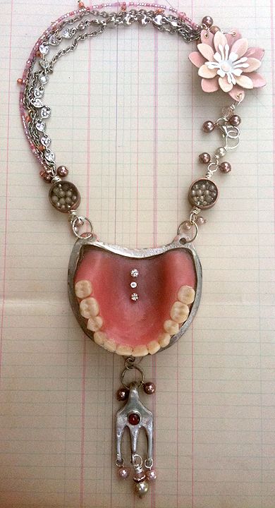 Found Object Jewelry, Dental Art, Funky Jewelry, Diy Schmuck, Tooth Fairy, Found Object, Jewelry Inspo, Jewelry Art, Jewelry Inspiration