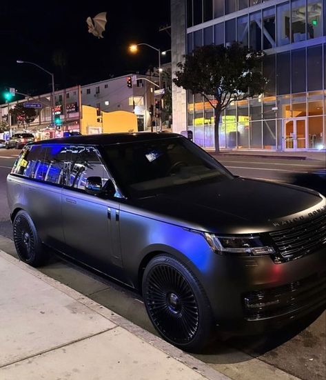 Black Range Rover, Dream Cars Range Rovers, Range Rover Black, Jet Privé, Range Rover Car, Luxury Cars Range Rover, Black Range, Dream Cars Jeep, Lux Cars